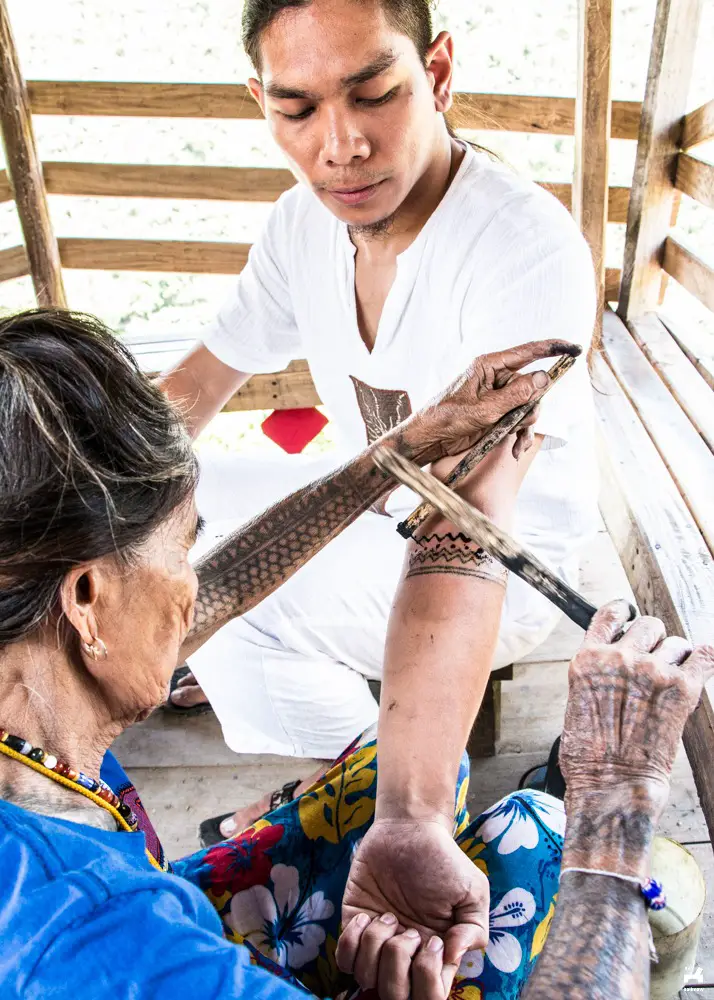 Tattooing by Apo Whang-od