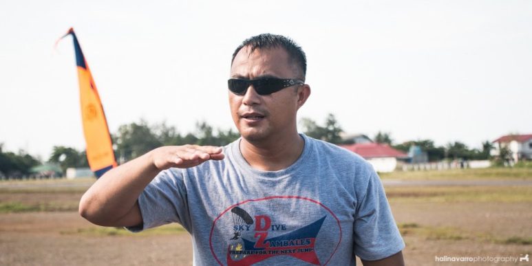 Orientation before skydiving