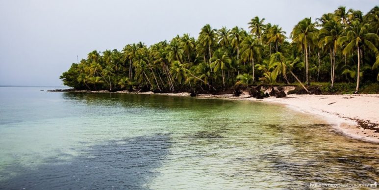 Kahuwagan Island in Siargao