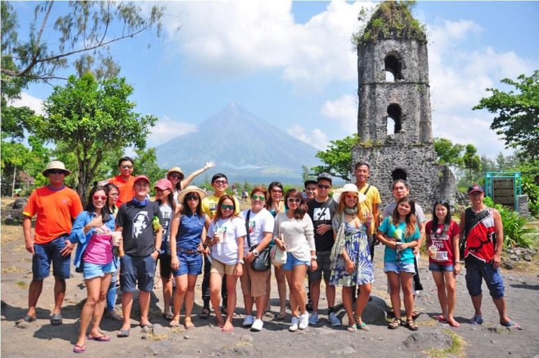 Group shot in Albay