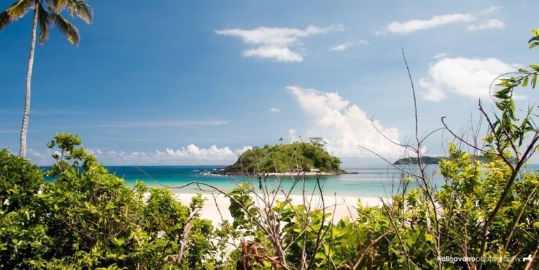 Nacpan Beach in El Nido, Palawan