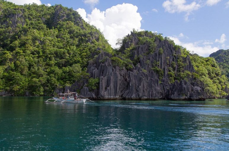 Twin Lagoon in Coron
