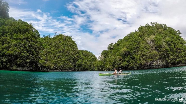 Small paddle boat to jellyfish lagoon, Sohoton Cove
