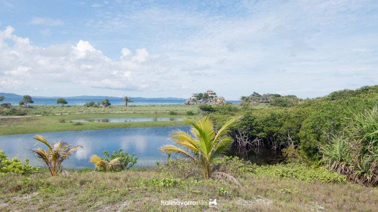 House on cliff in Target Island, Bulalacao