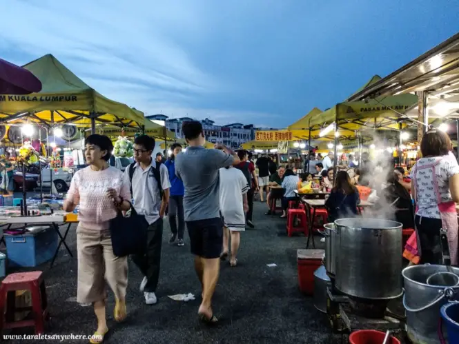 Night markets in Kuala Lumpur | pasar malams in Kuala Lumpur