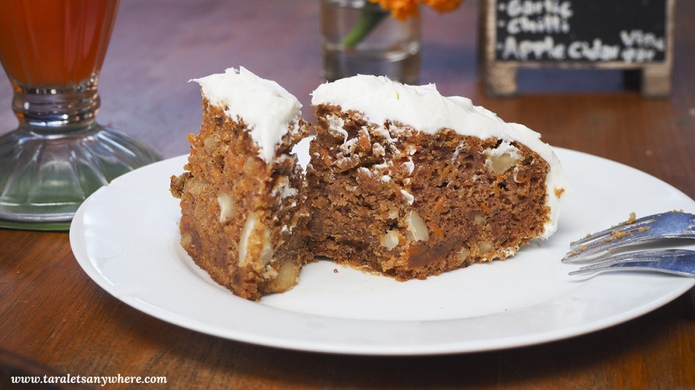Carrot cake at Bali Buda, Ubud