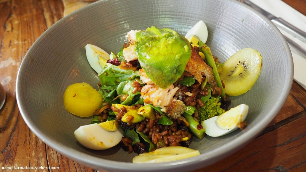 Salad in Grain Cafe, Seminyak