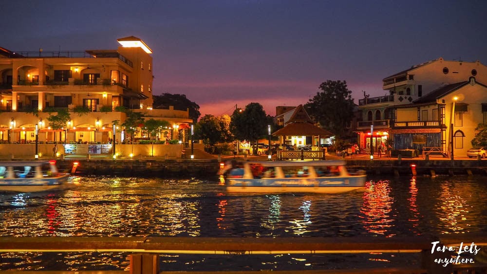 Malacca river cruise at night