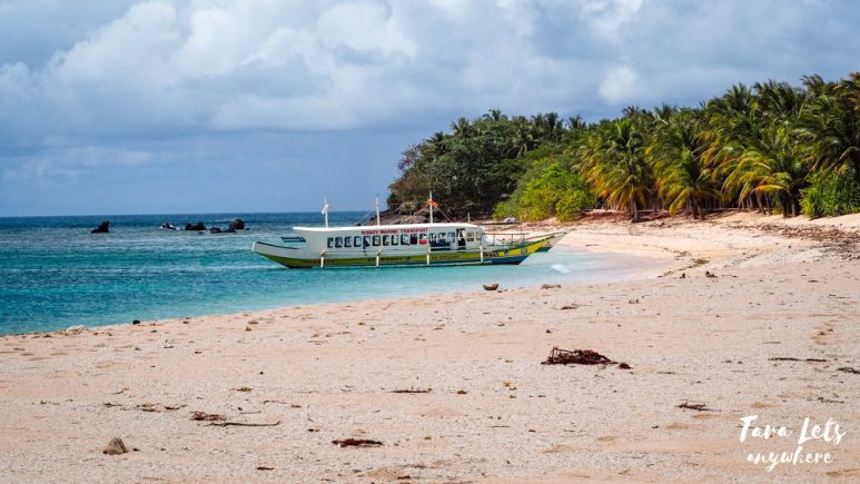 Parola Island, Camarines Norte