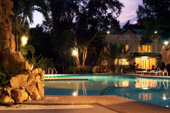 Best resorts in Bataan - Vista Venice Resorts