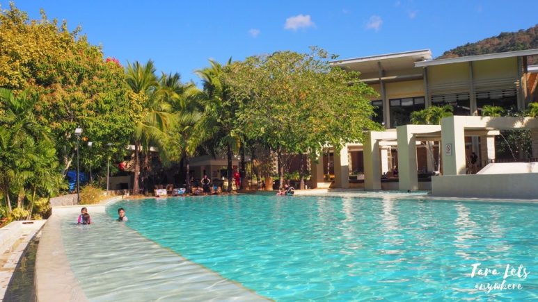 Pico de Loro resort infinity pool
