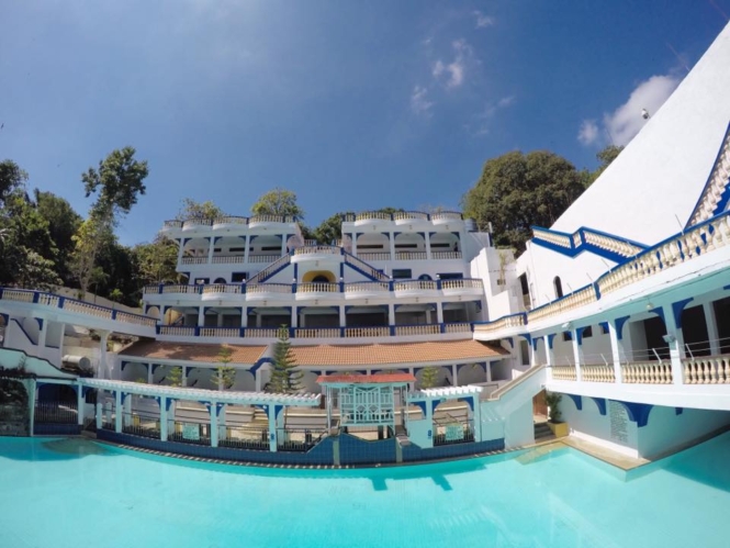 Best resorts in Cavite - Villa Colmenar Natural Spring Resort