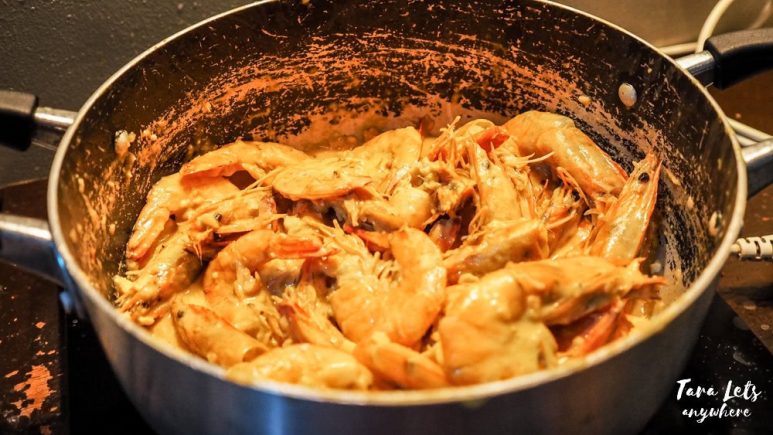 Salted-egg shrimp