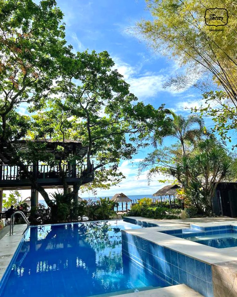 The Henry Resort Taramindu Laiya