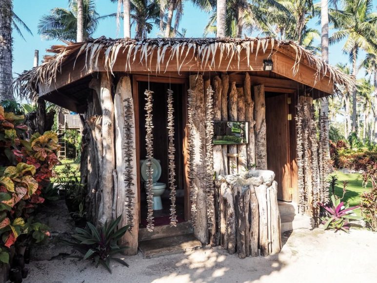Bilay Makadawi - outdoor toilet