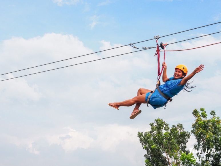 Crystal Waves Resort - zipline