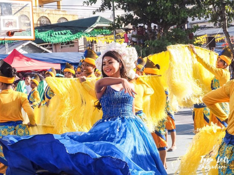 Tabak Festival street parade