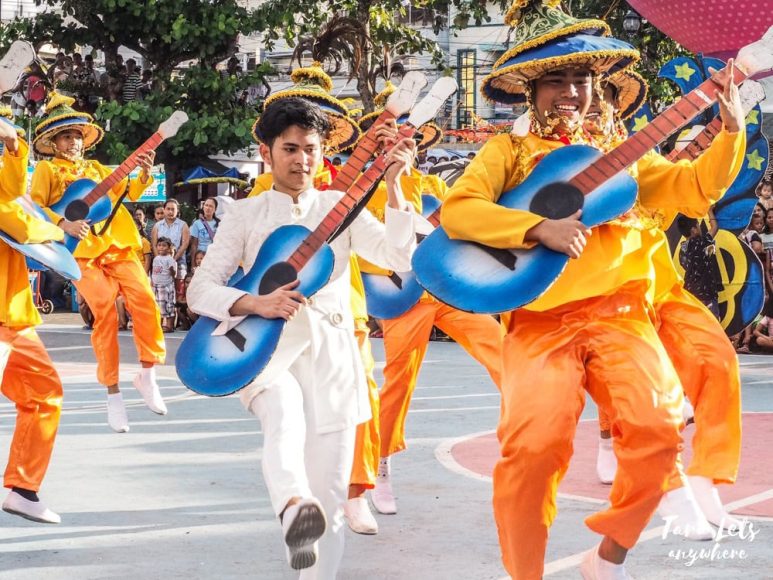 Tabak Festival street parade