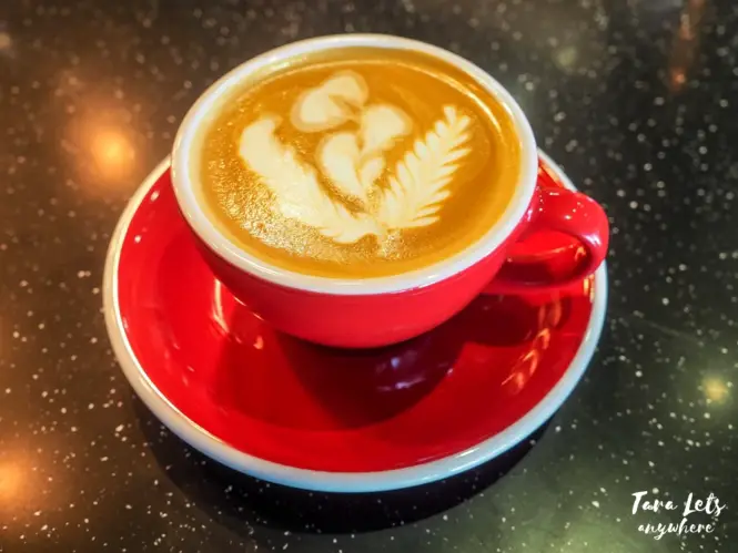Alch3mist Coffee Shop - espresso with milk
