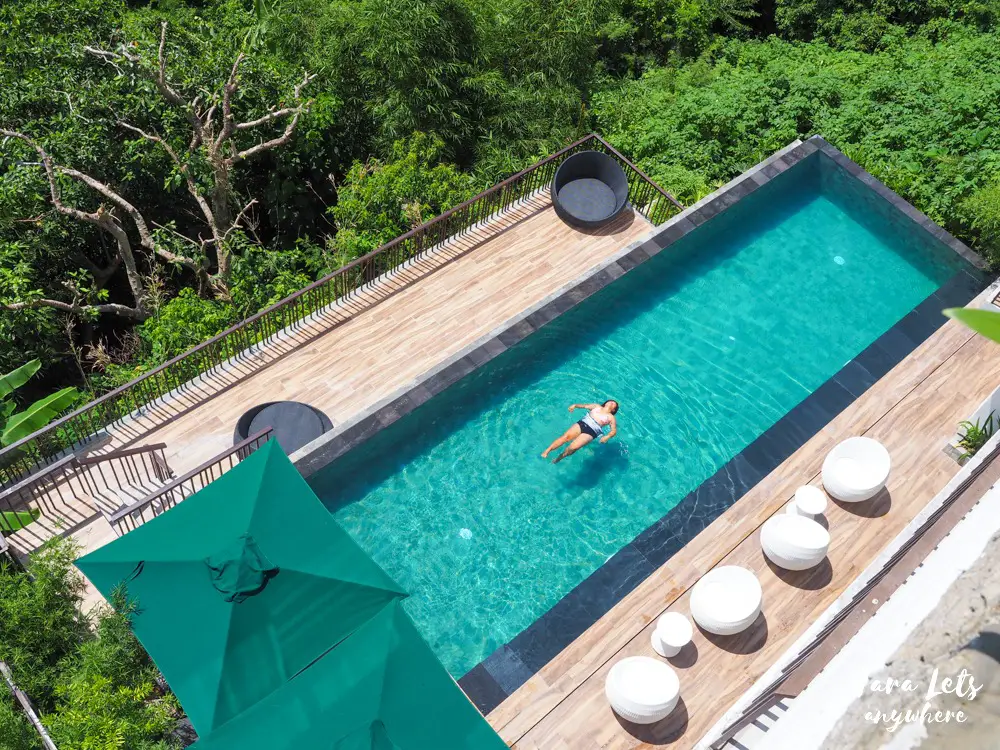 Infinity pool in Narra Hill, Tagaytay