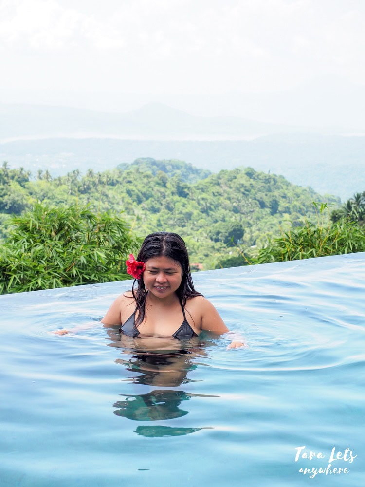 Kat in inifnity pool at Narra Hill
