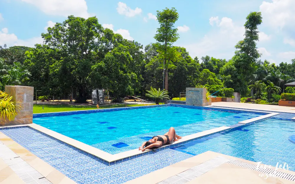 Floating Sanctuary Resort - pool