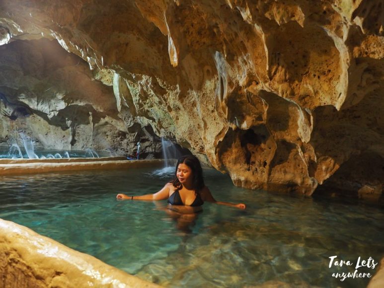 Kuyba Almonica cave pool