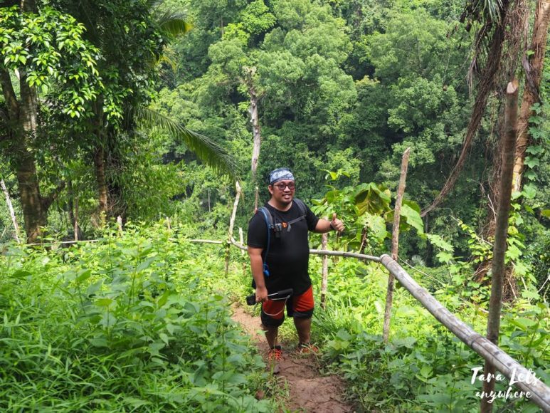 Trail to Hulugan Falls
