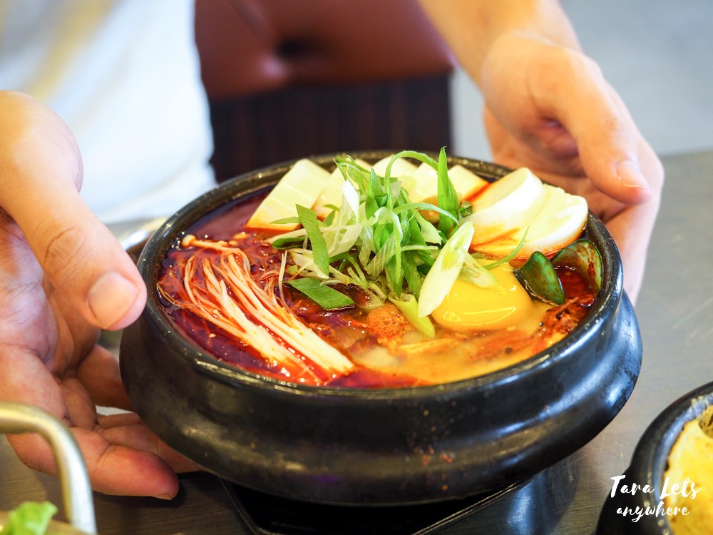 Premier The Samgyupsal - seafood and soft tofu stew