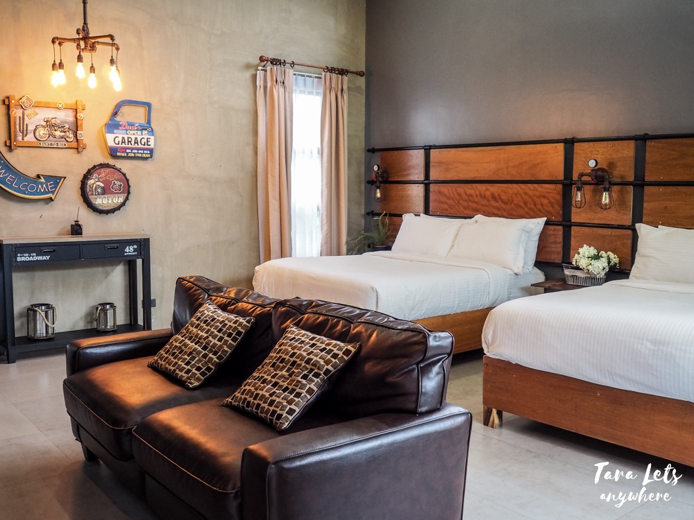 Farm Hills Garden Cozy Staycation and Restaurant in Tagaytay Tara