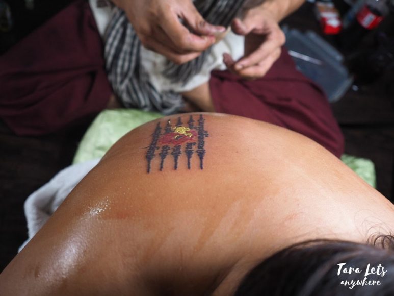 Getting a Sak Yant tattoo with Hah Taew design