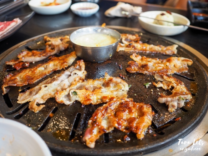 Sibyullee samgyupsal restaurant - grilling meat