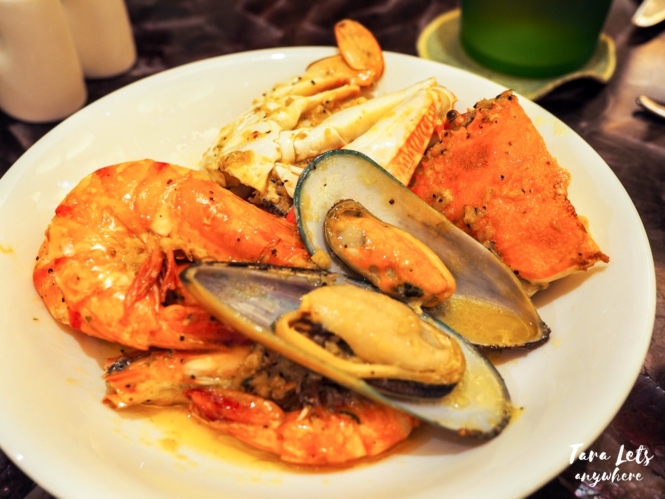 Okada Medley Buffet - cooked seafood