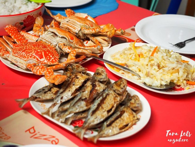 Seafood meal at Ate Sidang's house