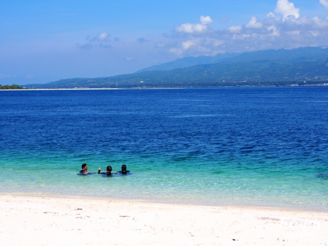 Swimming in Zamboanga's Pink Beach