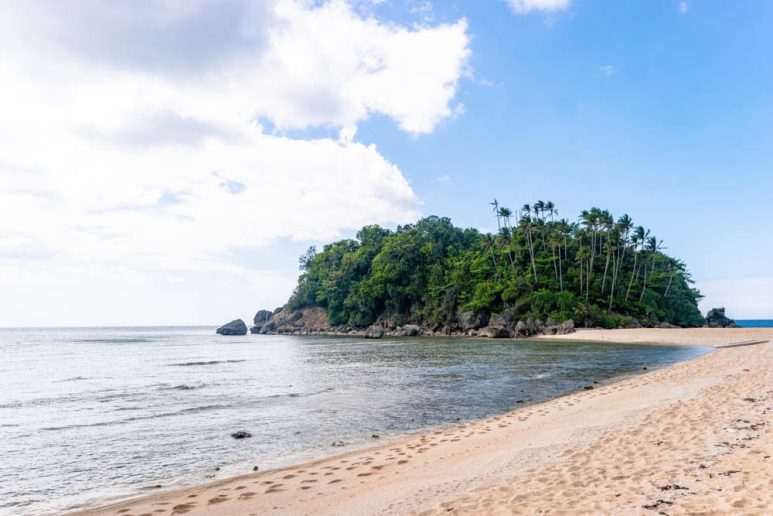 Binucot Beach in Tablas, Romblon