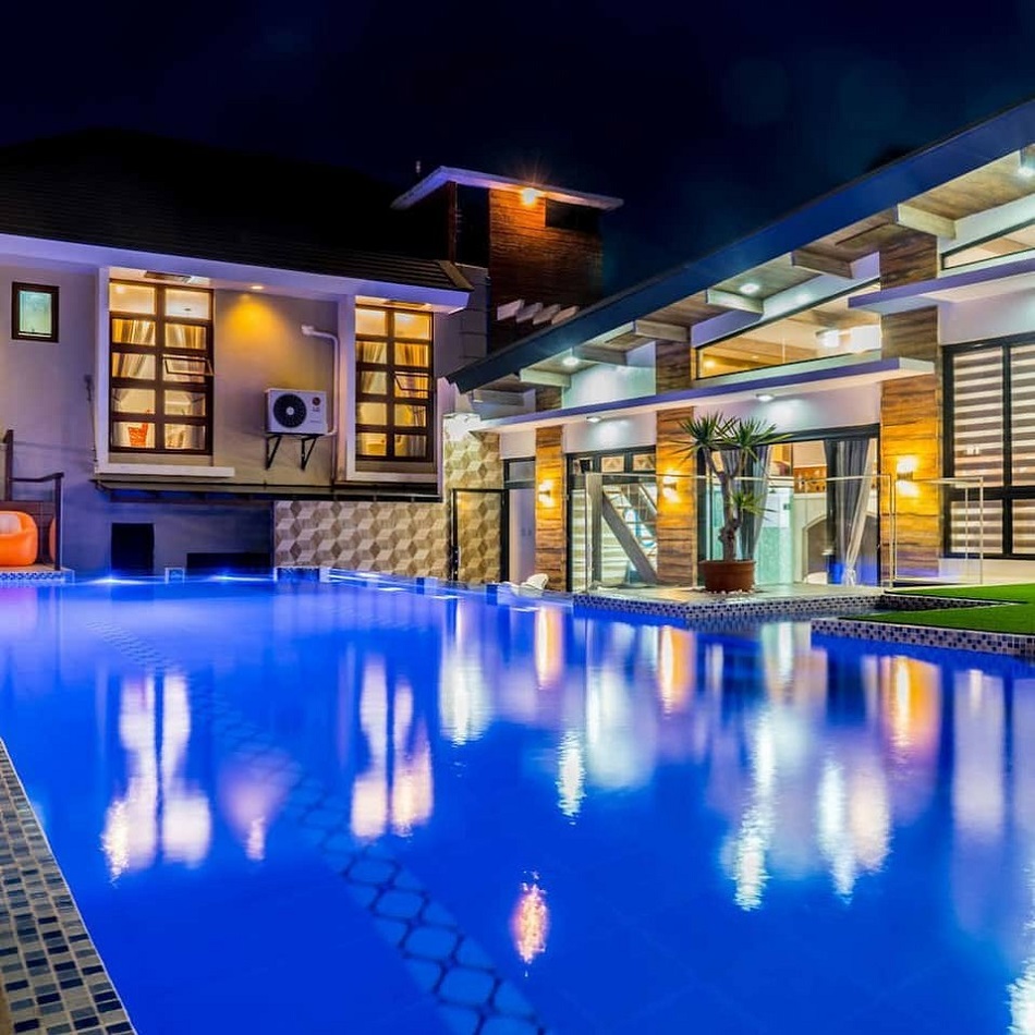 Cedara Thermal Pool in Tagaytay