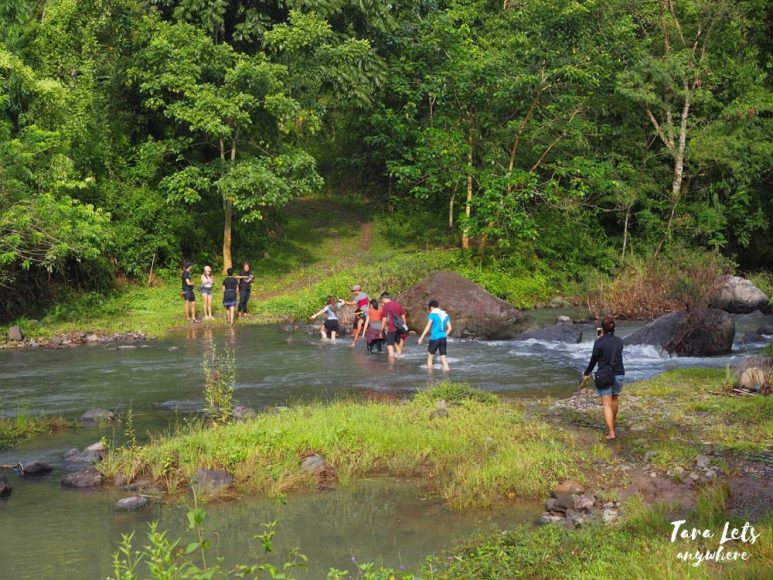 River crossing to Ganano Falls