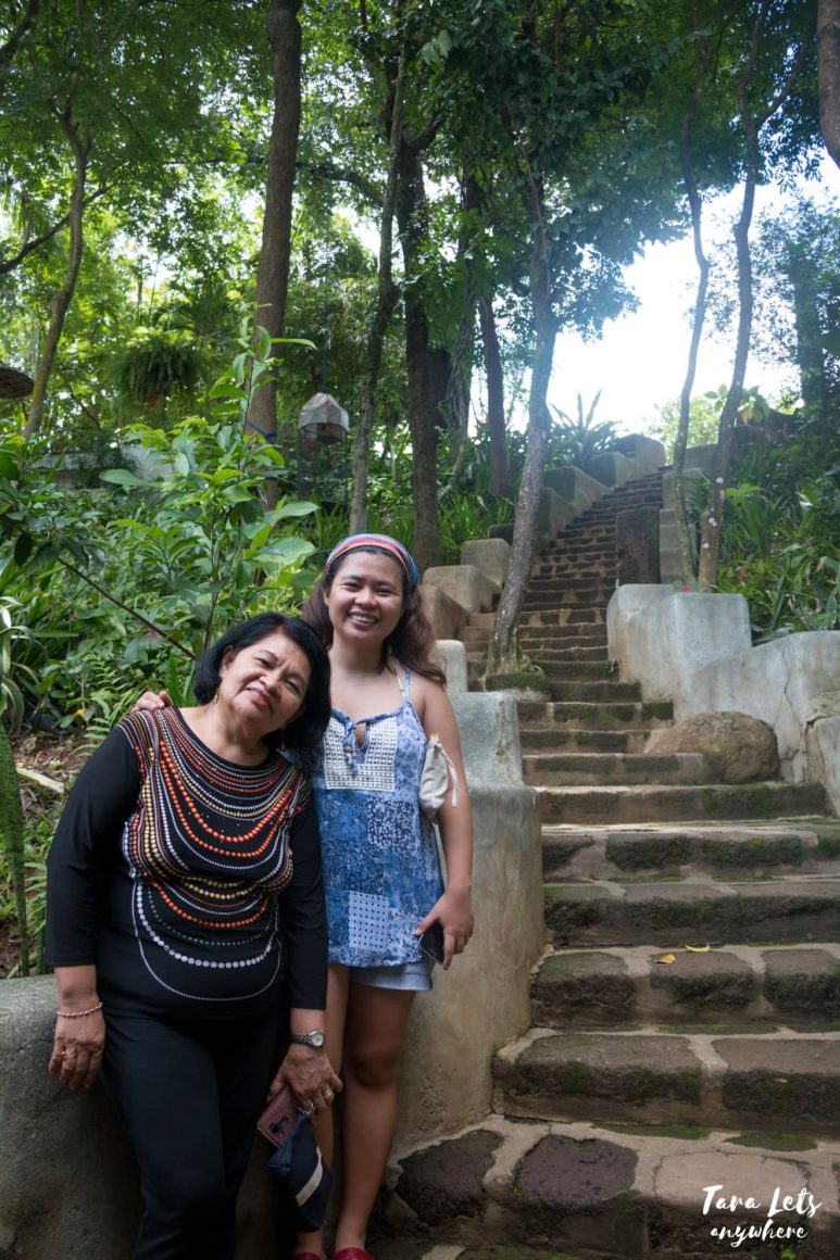 Kat and tita in Pinto Art Museum