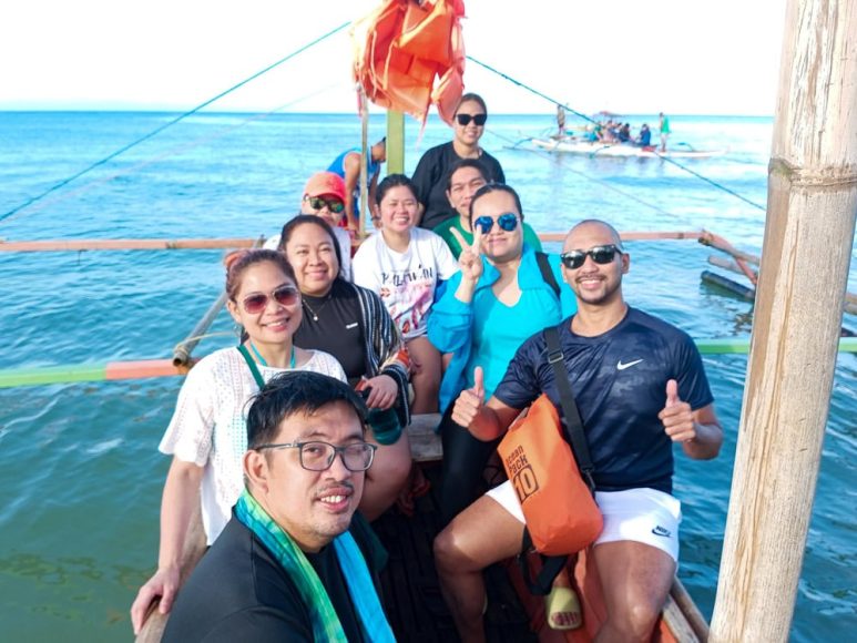 Group shot in Polillo