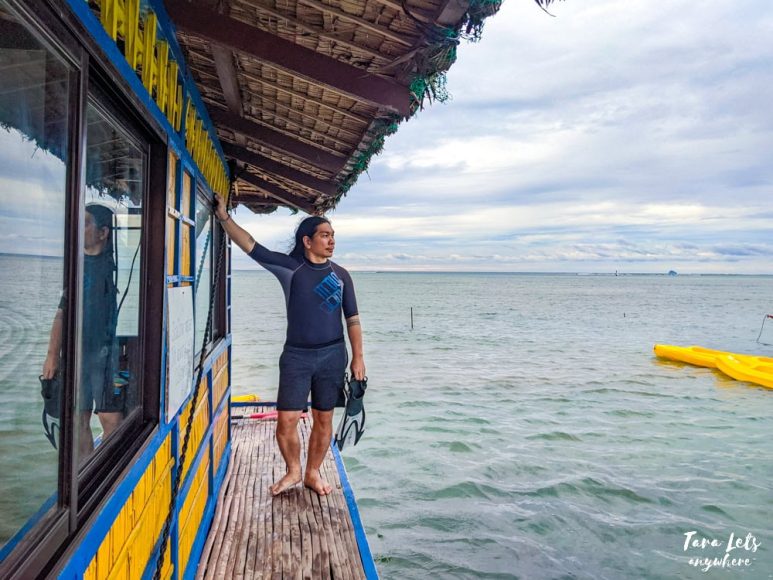 Hali in calatagan floating house