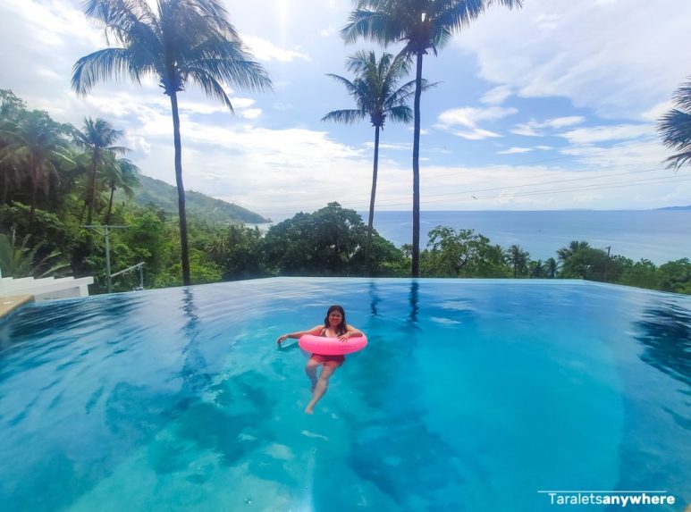 Kat in AVSuites infinity pool