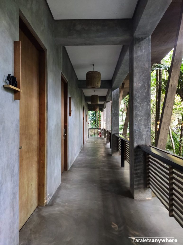 Siama Hotel hallway