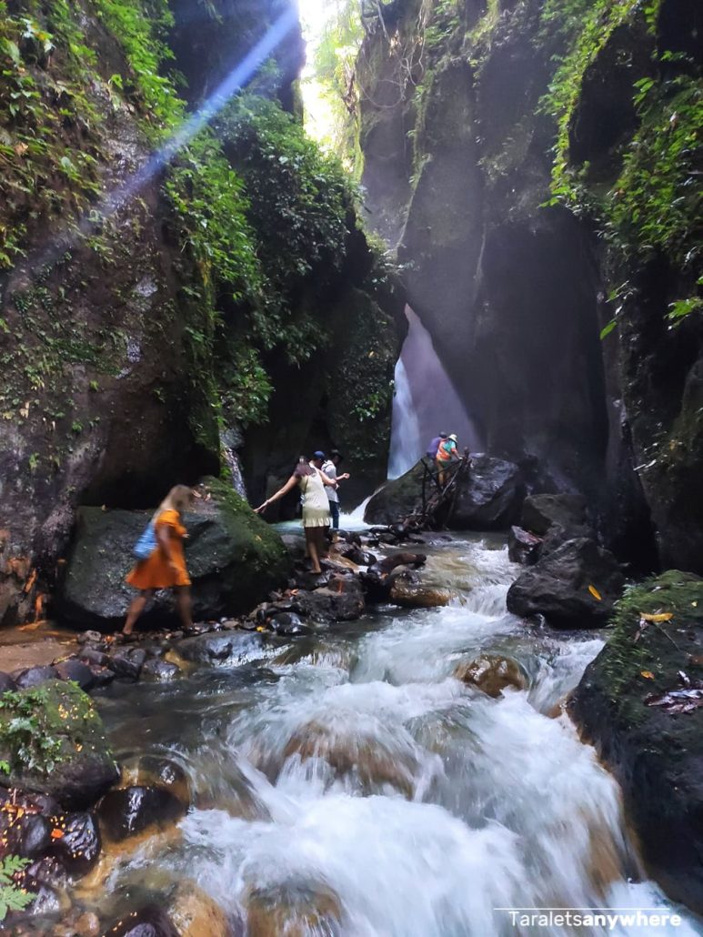 Trail to Hidden Falls in Zoe's Resort