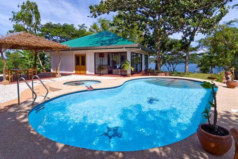 Villa Sarimanok - top private resorts in Puerto Galera