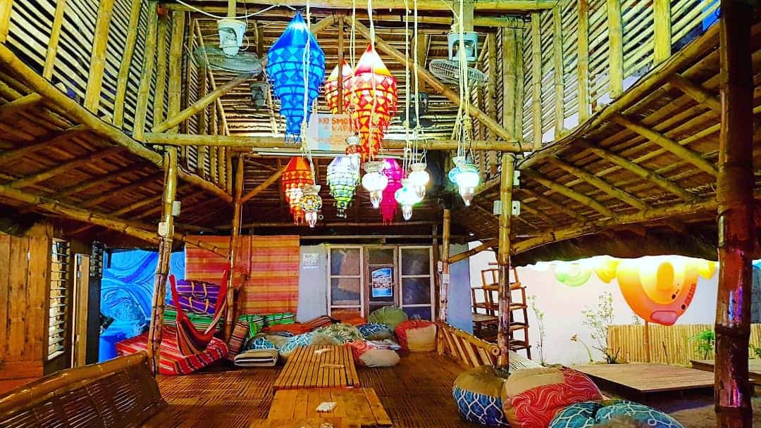 Flotsam and Jetsam Hostel in La Union