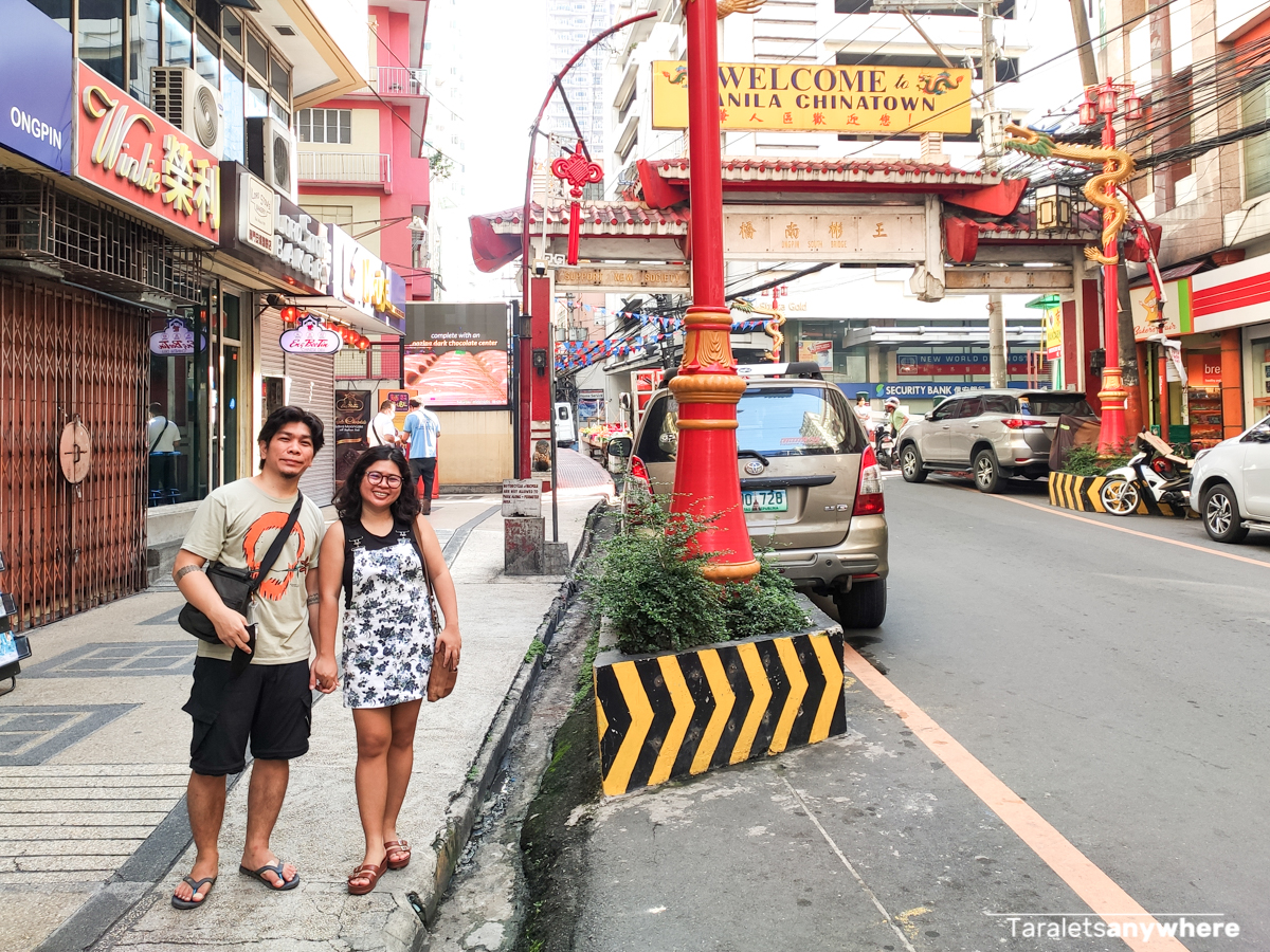 Couple shot in Binondo Chinatown