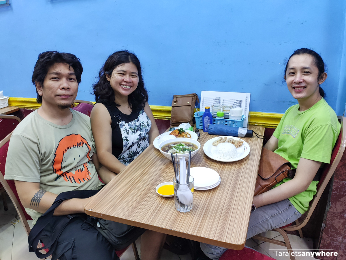 Group shot in Wai Ying Restaurant