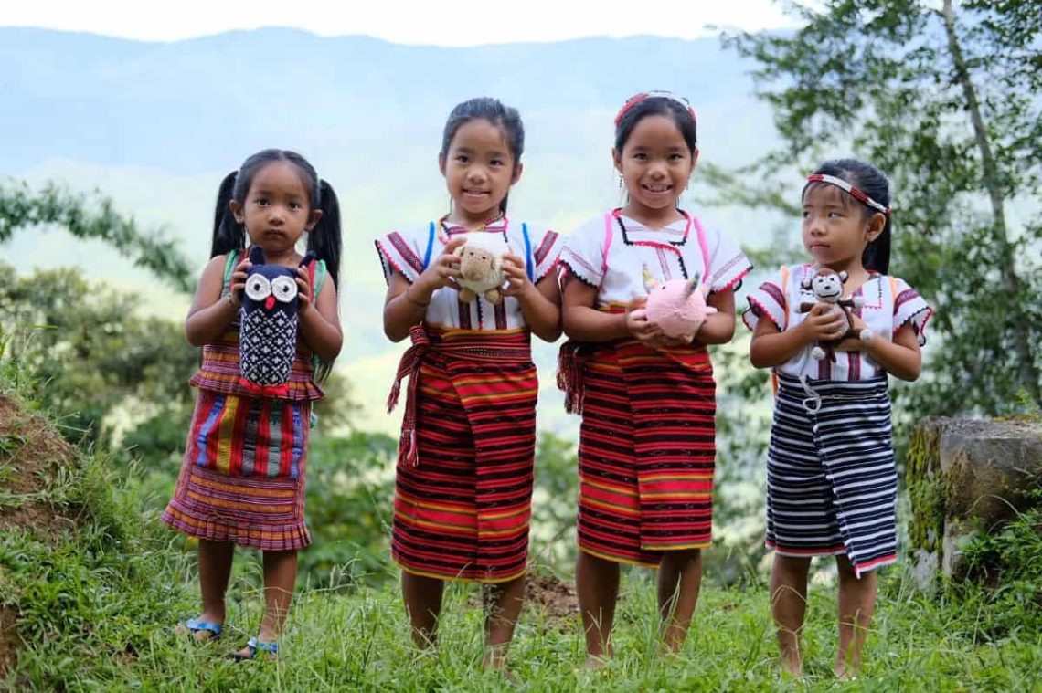 #BuyLokal: 23 Local Filipino Gifts Perfect for Christmas - Tara Lets ...