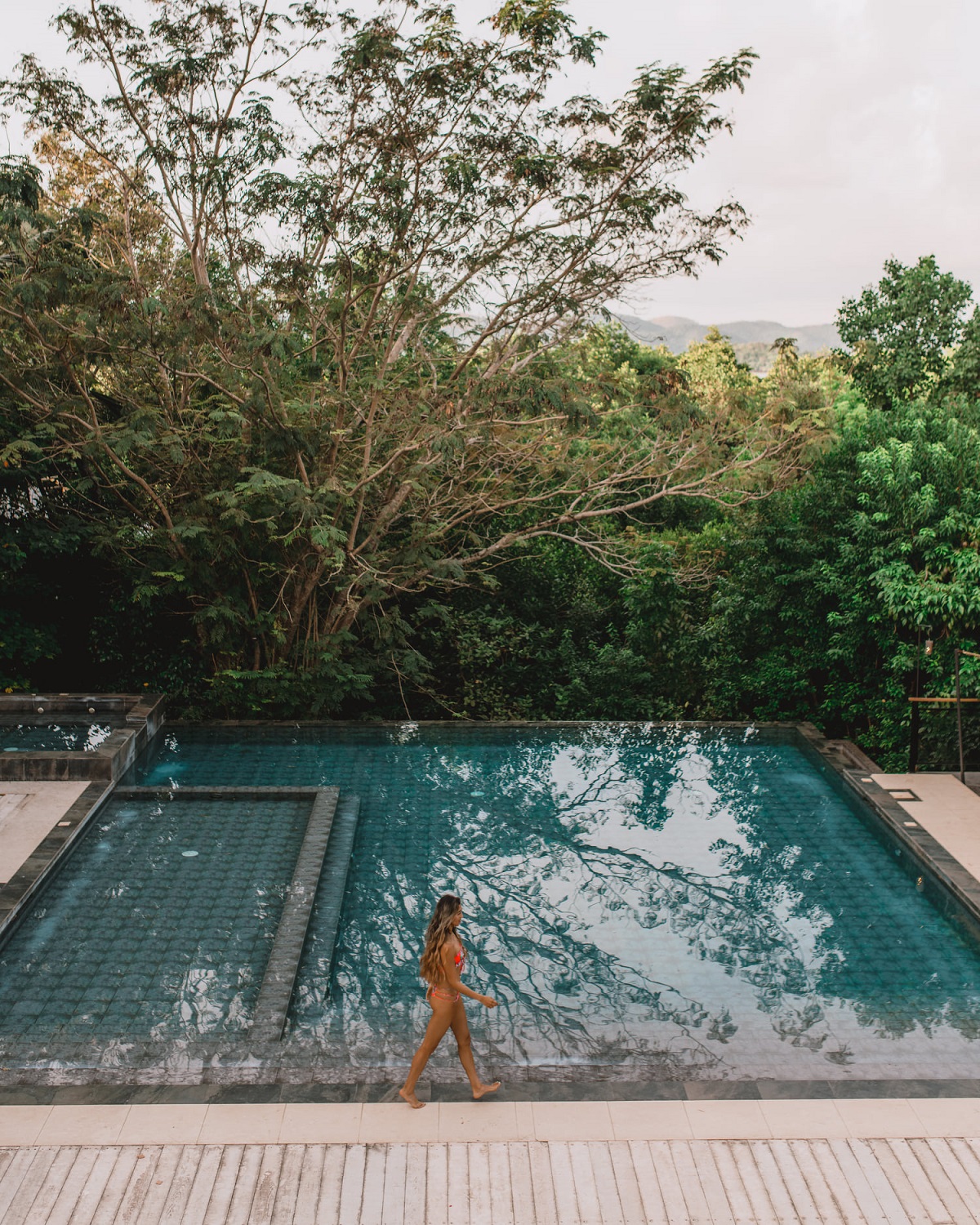 The Funny Lion Coron